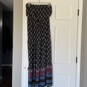 Strapless  long dress. Socialite